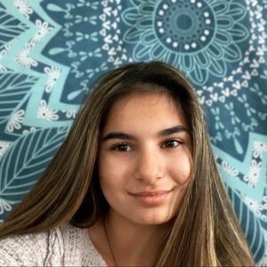 Meet your Posher, Karina